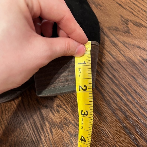 Fergie Black Suede Mini Boots Women’s 6.5 - Picture 8 of 8